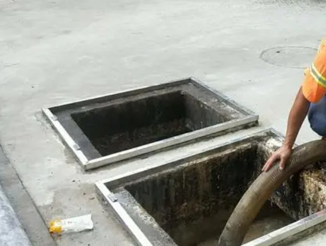 弥勒化粪池清理